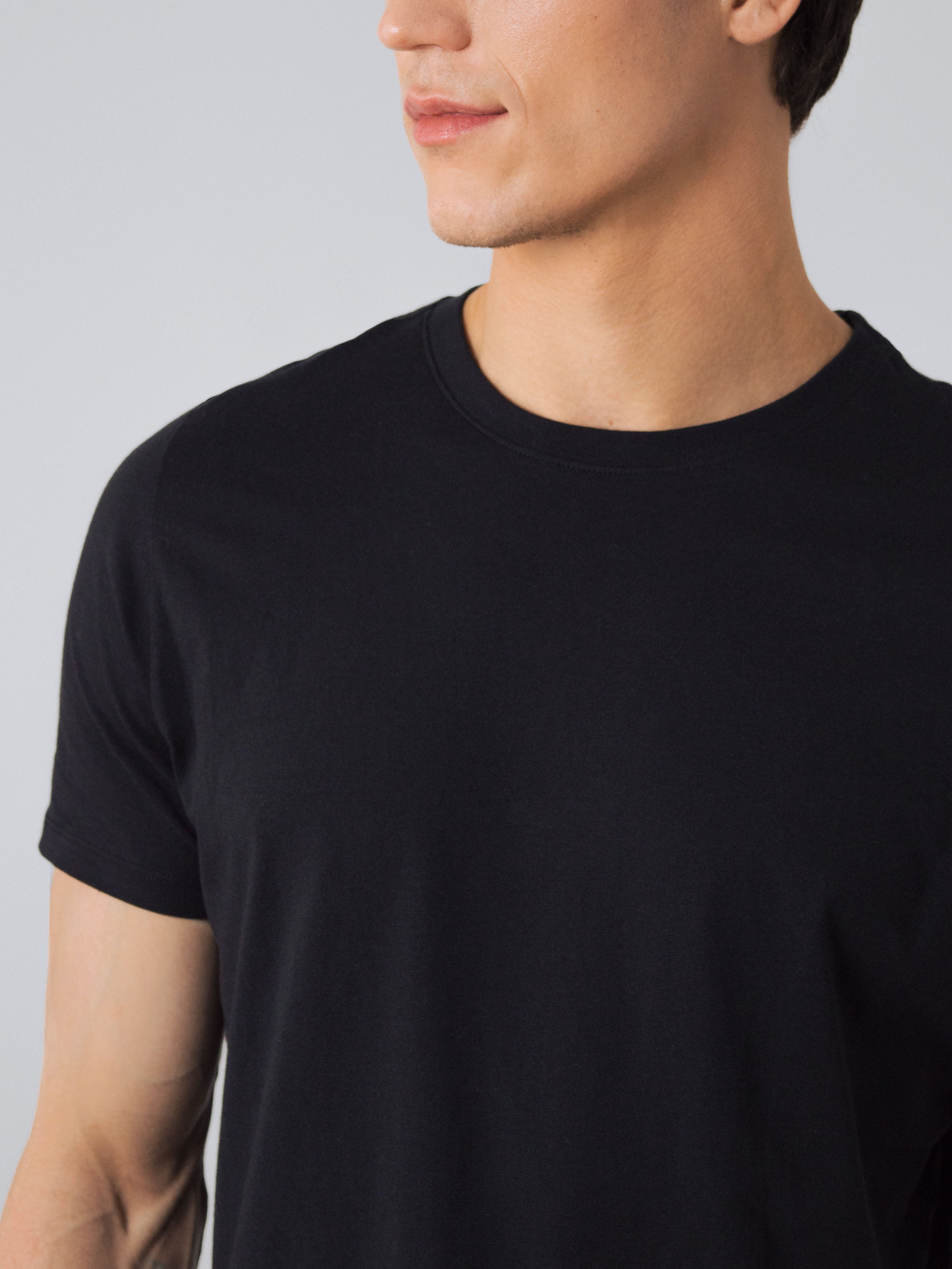 Men Basic T-shirt